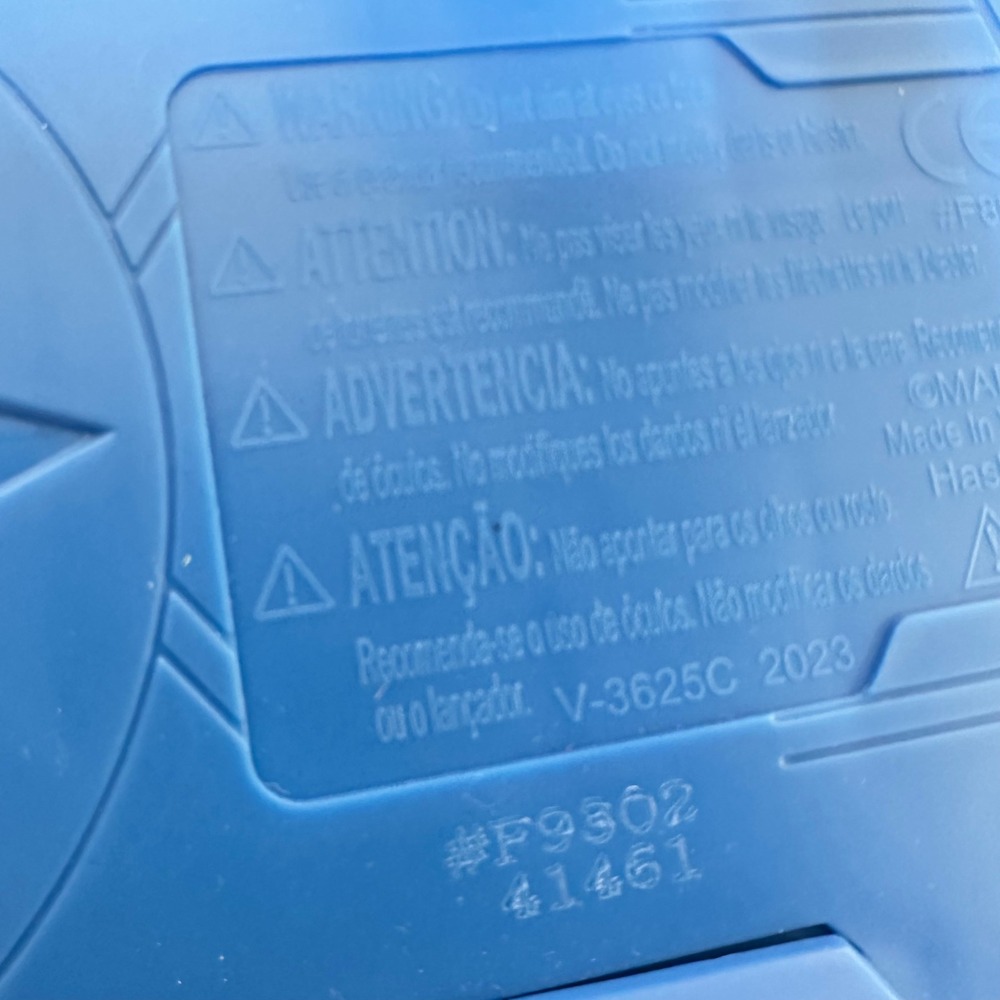 Hasbro Marvel Captain America Sam Wilson Shield Wings Toy F9302 2023 Red Blue - Picture 7 of 9